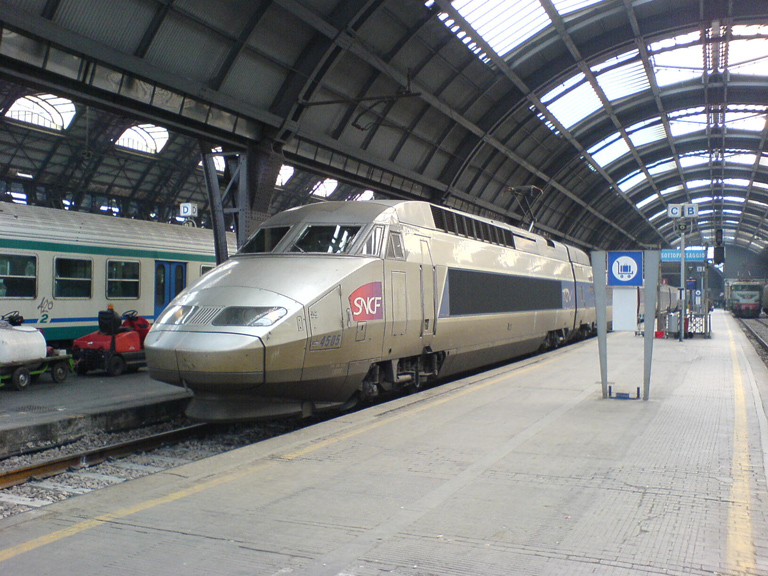 Rame Réseau en gare de Milan Centrale